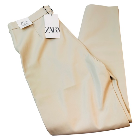 Zara FAUX LEATHER LEGGINGS
Color: Sand Size: L NWT. - Picture 3 of 11